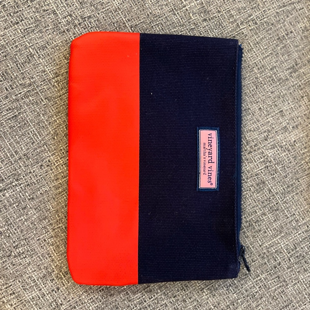 Vineyard Vines cosmetic bag NWT